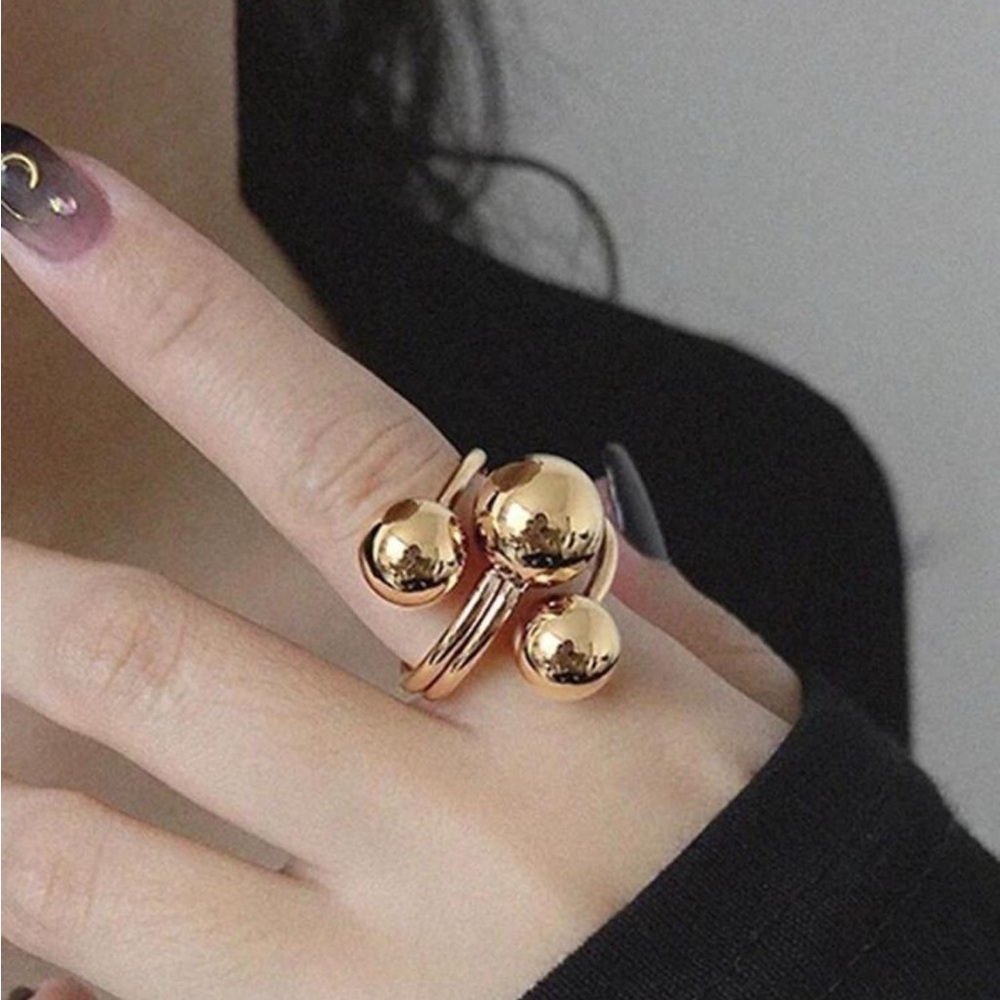 BONGO Gold Bow Detail Ring
